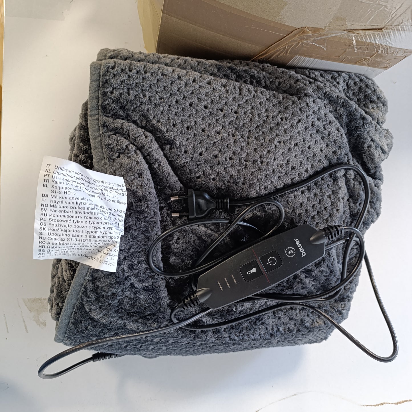 183478 - BEURER HD 65 Batanije me Ngrohje, 3 Cilësime Temperature, Sistem Sigurie dhe Fikje Automatike, e Larshme në Lavatrice 30°C, e Prodhuar në Evropë - Ngjyra Gri