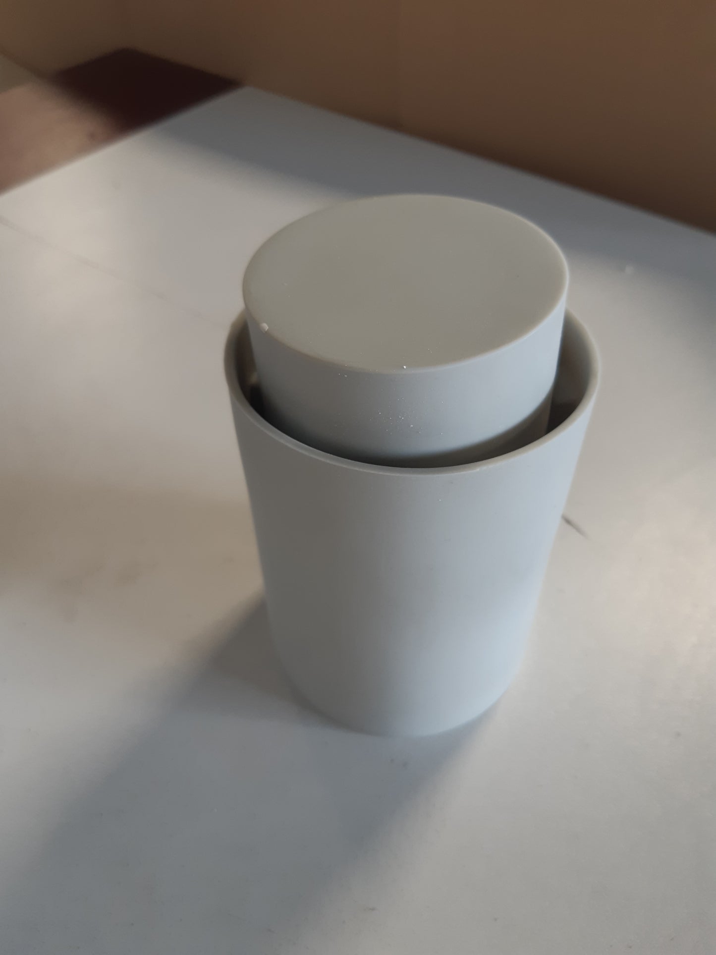 248014 - RAYHER Kallëp silikoni për mbajtëse çaji, diametër 8 cm, lartësi 11.20 cm, gri