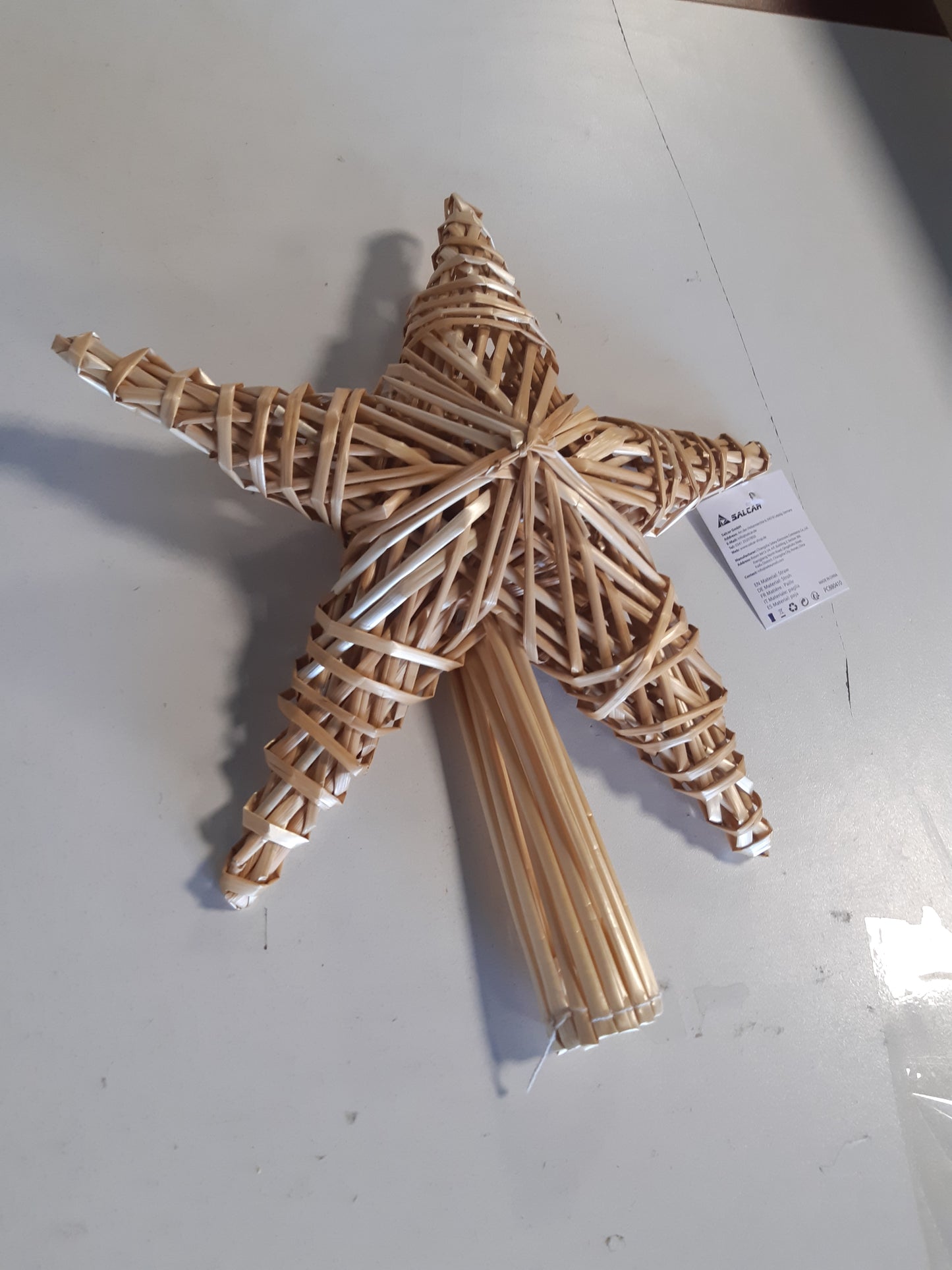 214853 - SALCAR Yje Kashte 25CM Dekorues Peme Krishtlindjesh, Yll Kashte, Dekorim Natyral i Punuar me Dorë për Pemët e Krishtlindjeve