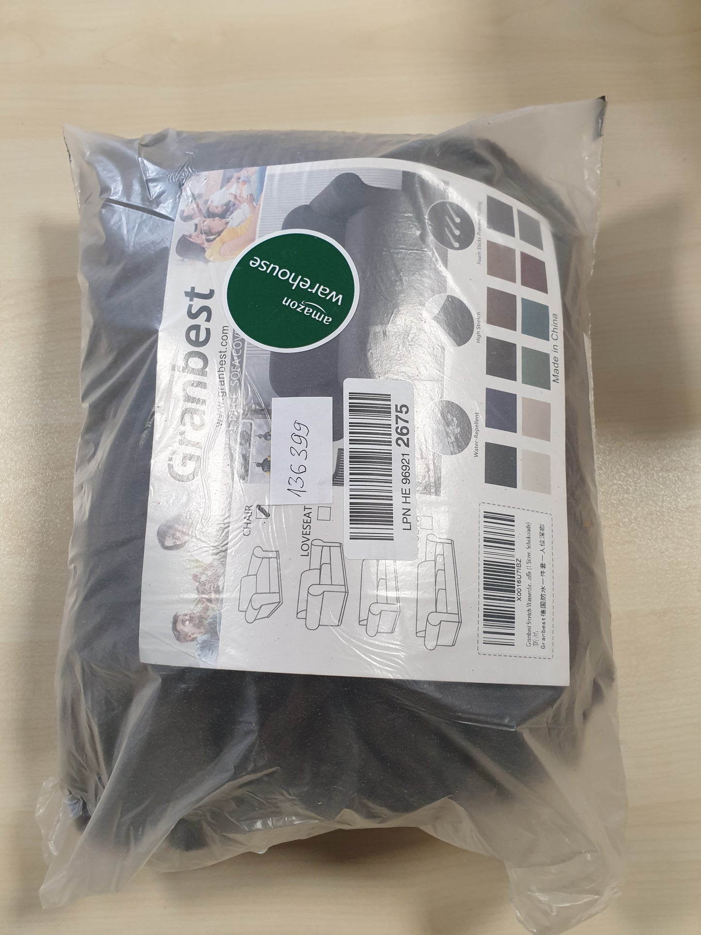 136399 - GRANBEST Mbulesë Divani Elastike 1 Copë, Material Spandeksi Jacquard, Anti-Ujë dhe Anti-Rrëshqitëse me Shkumë, Ngjyrë Bezhë (1 Vendi)