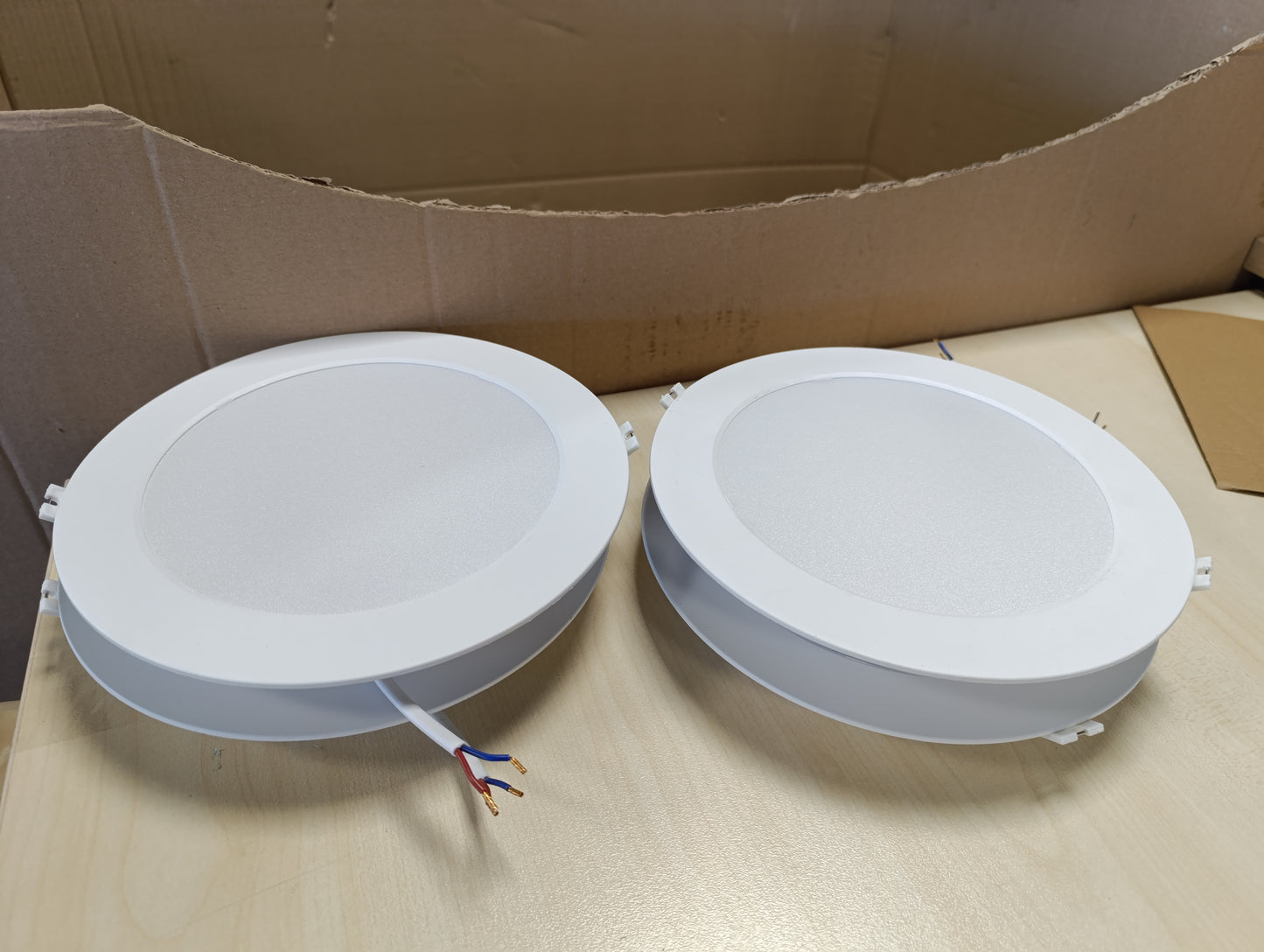 223619 - GARZA Paketa 3+1 Dritë LED e Ngulitur në Tavan 18W, 6500k, Ø220x29mm, 120º, Dritë Tavani e Bardhë e Sheshtë