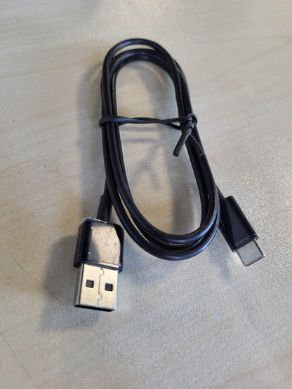 267434 - AMAZON BASICS - Kabllo karikimi të shpejtë USB-C në USB-A 2.0, 480 Mbps, i çertifikuar USB-IF, për Apple iPhone 16/15, iPad, Samsung Galaxy, Tabletë, Laptop, 0.9 m, i zi