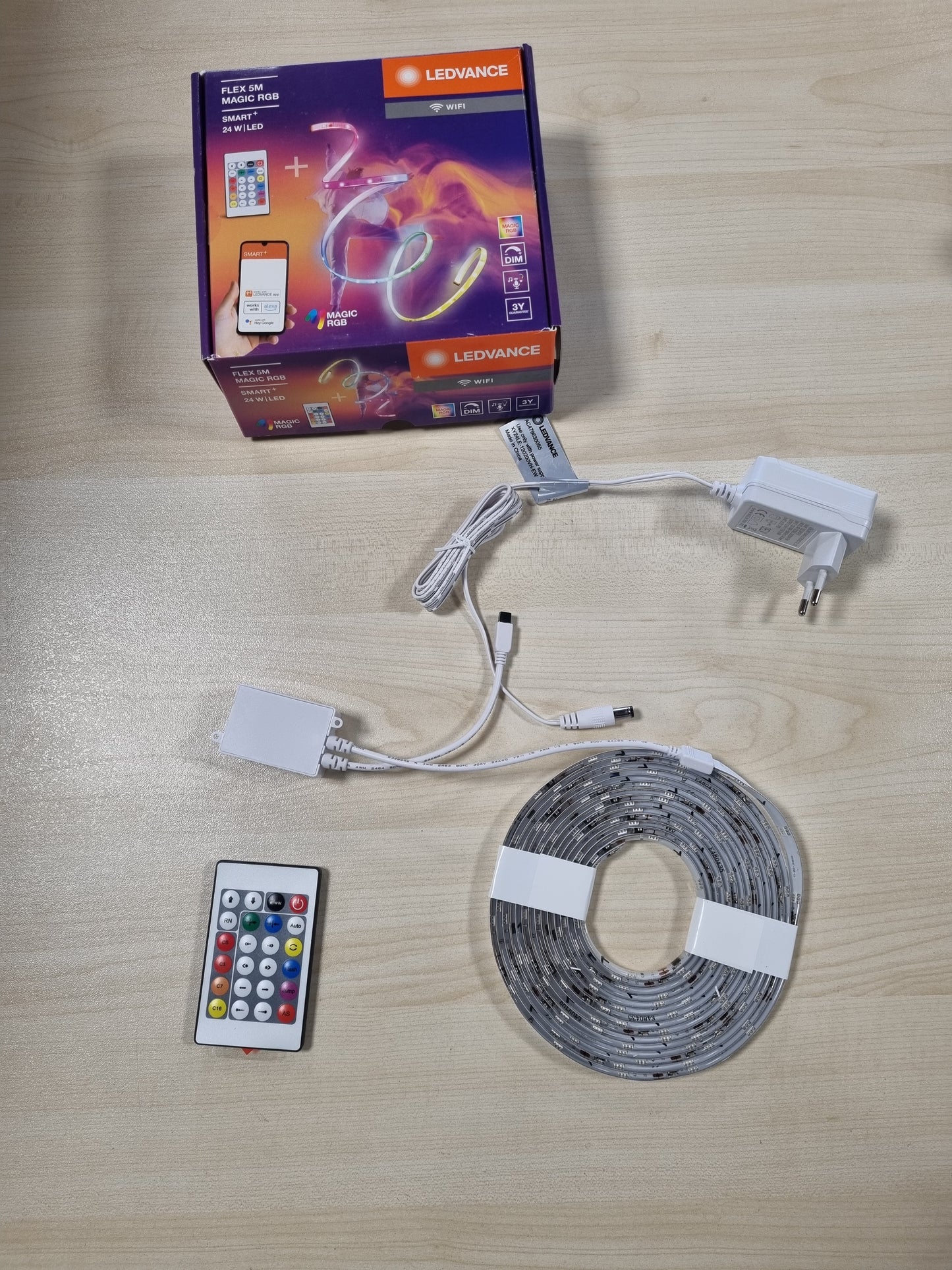 239605 - LEDVANCE Shirit LED SMART+ WIFI FLEX 5M, i bardhë, 22W, 500lm, i errësueshëm, efekt dinamik drite Magic-RGB, IP20, instalim i lehtë