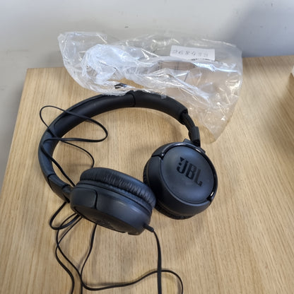 268438 - JBL Kufje T500BLK, me tela, kabllo të sheshtë kundër ngatërrimit