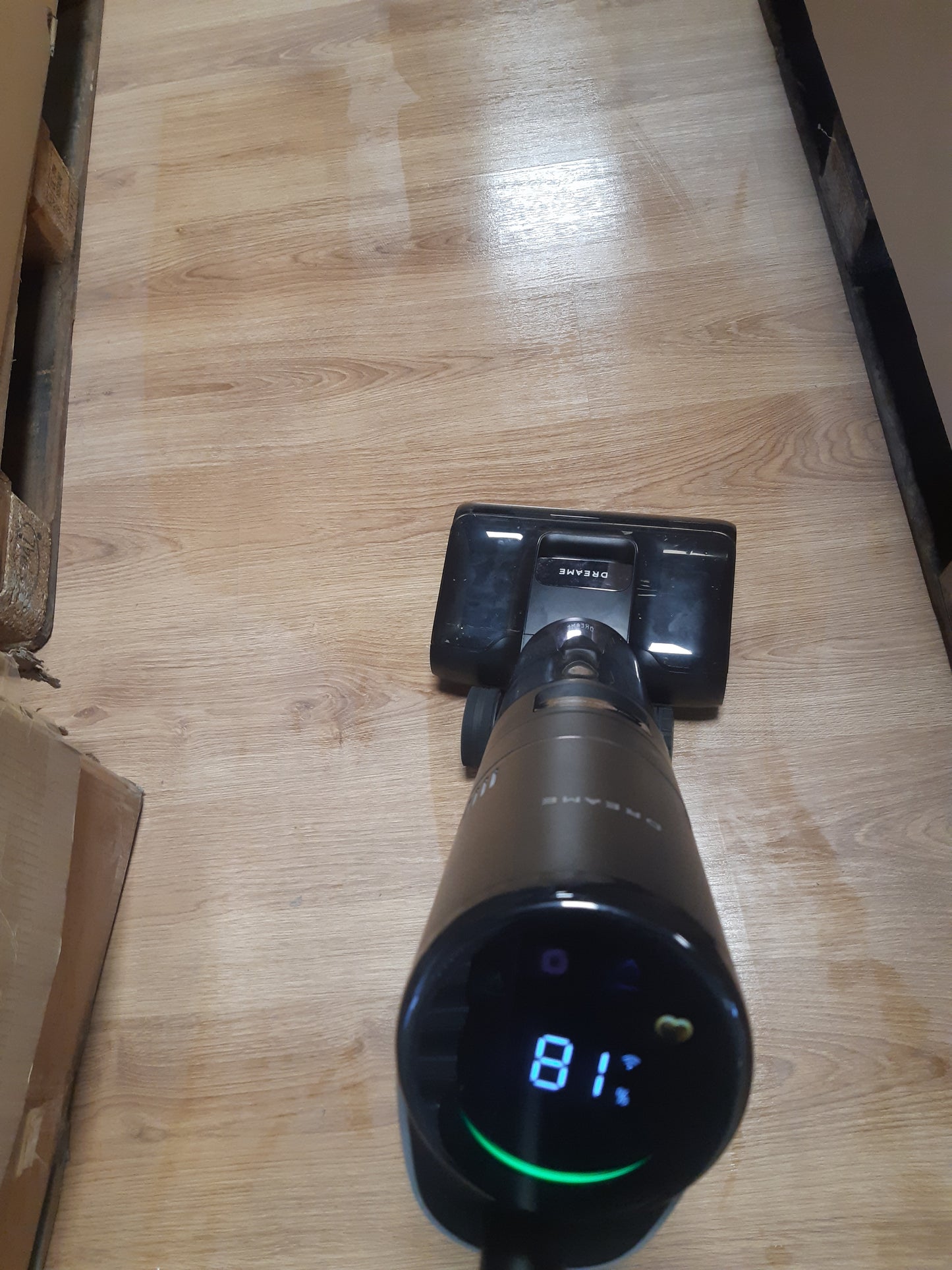 144016 - DREAME H15 Pro - Fshesë me Korrent për Dysheme me Thithje 21,000 Pa, Teknologji AI, Furçë Zhytëse 100°C dhe Tharje 5-Minutëshe në 90°C, Krahu Robotik GapFree DescendReach, Pa Ngatërresa