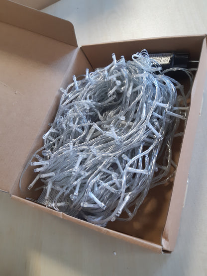 215706 - UPING Dritat e jashtme 33M 300 LED për pemën e Krishtlindjeve me kohëmatës, 8 mënyra, dritat e papërshkueshme nga uji