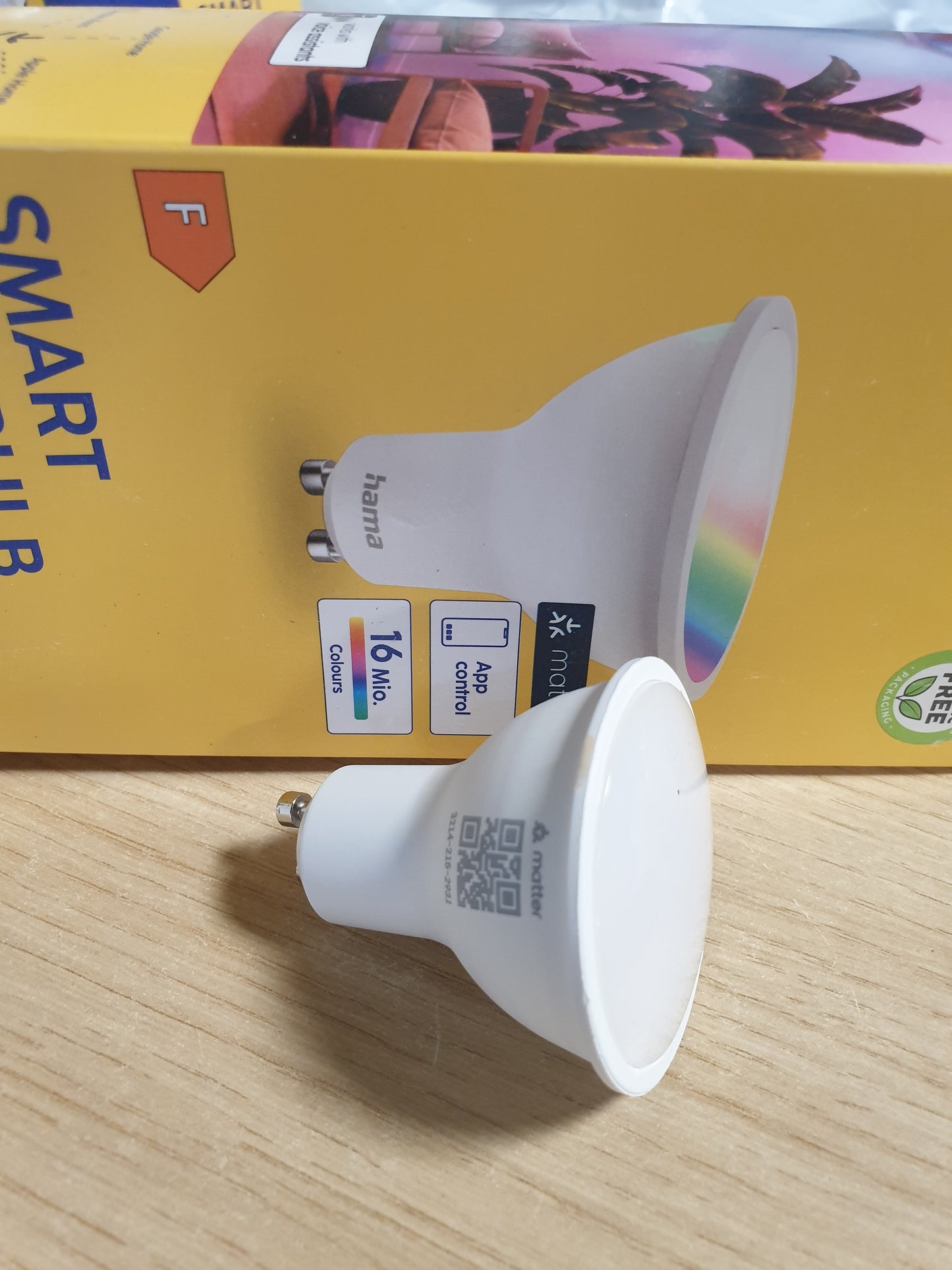 223691 - HAMA Llambë inteligjente GU10 4.9W, RGB dhe e bardhë, reflektor, WiFi me errësim, e pajtueshme me Alexa, Google Assistant, Apple Home, SmartThings