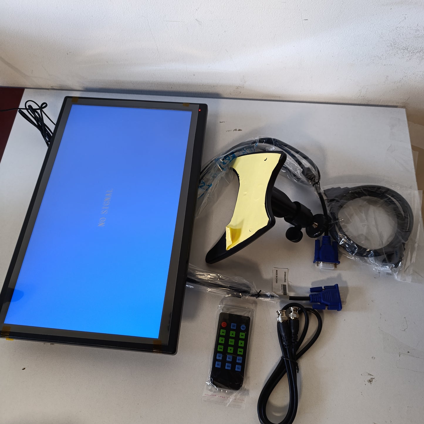 268859 - MONITOR LCD IPS 1920*1080 ME TELEKOMANDË DHE EKRAN AUDIO/VIDEO WHOLEV 15.6 INÇ ME TELEKOMANDË/USB/VGA/AV/BNC/HDMI, I RROTULLUESHËM PËR KAMERË MBIKËQYRËSE RASPBERRY PI, PC, DVD DVR