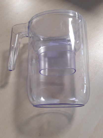 135695 - PHILIPS Enë Filtri Uji + 6 Fishekë Filtri Zëvendësues, Filtrim i Avancuar, Rrjedhje e Shpejtë, Kohëmatës Elektronik, Kapaciteti 2.6L, Filtra Klori, Gurguri, Metale të Rënda dhe Mikroplastika, Ngjyra e Bardhë