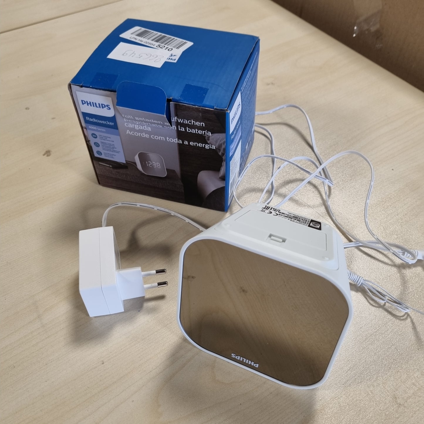 266549 - PHILIPS Radio-orë me përfundim pasqyre TAR4406