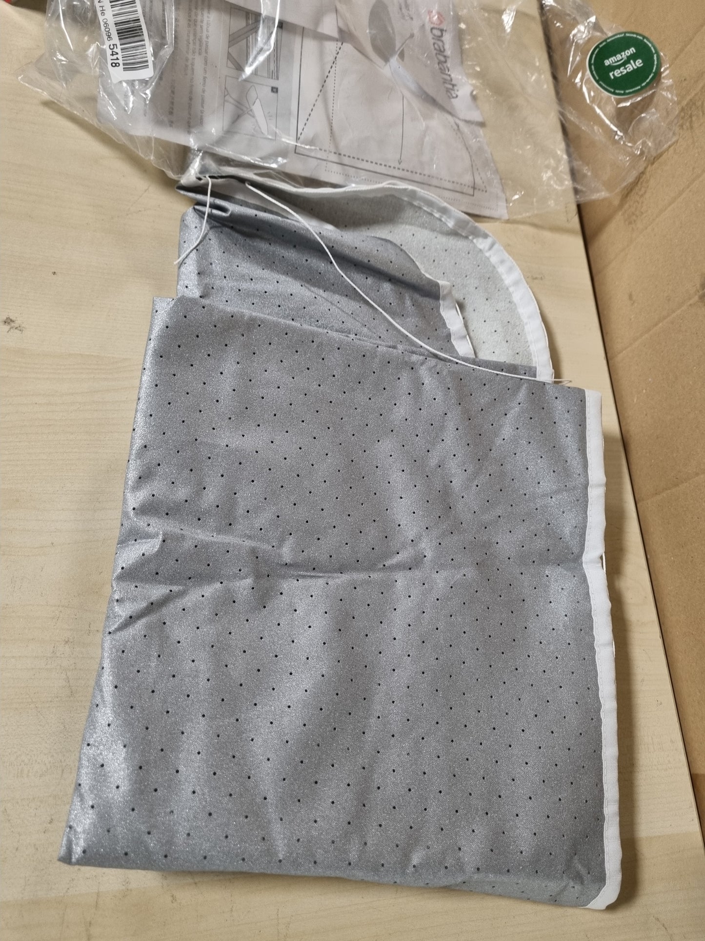 247760 - Brabantia Mbulesë për dërrasë hekurosjeje 2 mm me shkumë të integruar, rezistente ndaj nxehtësisë, jo-rrëshqitëse