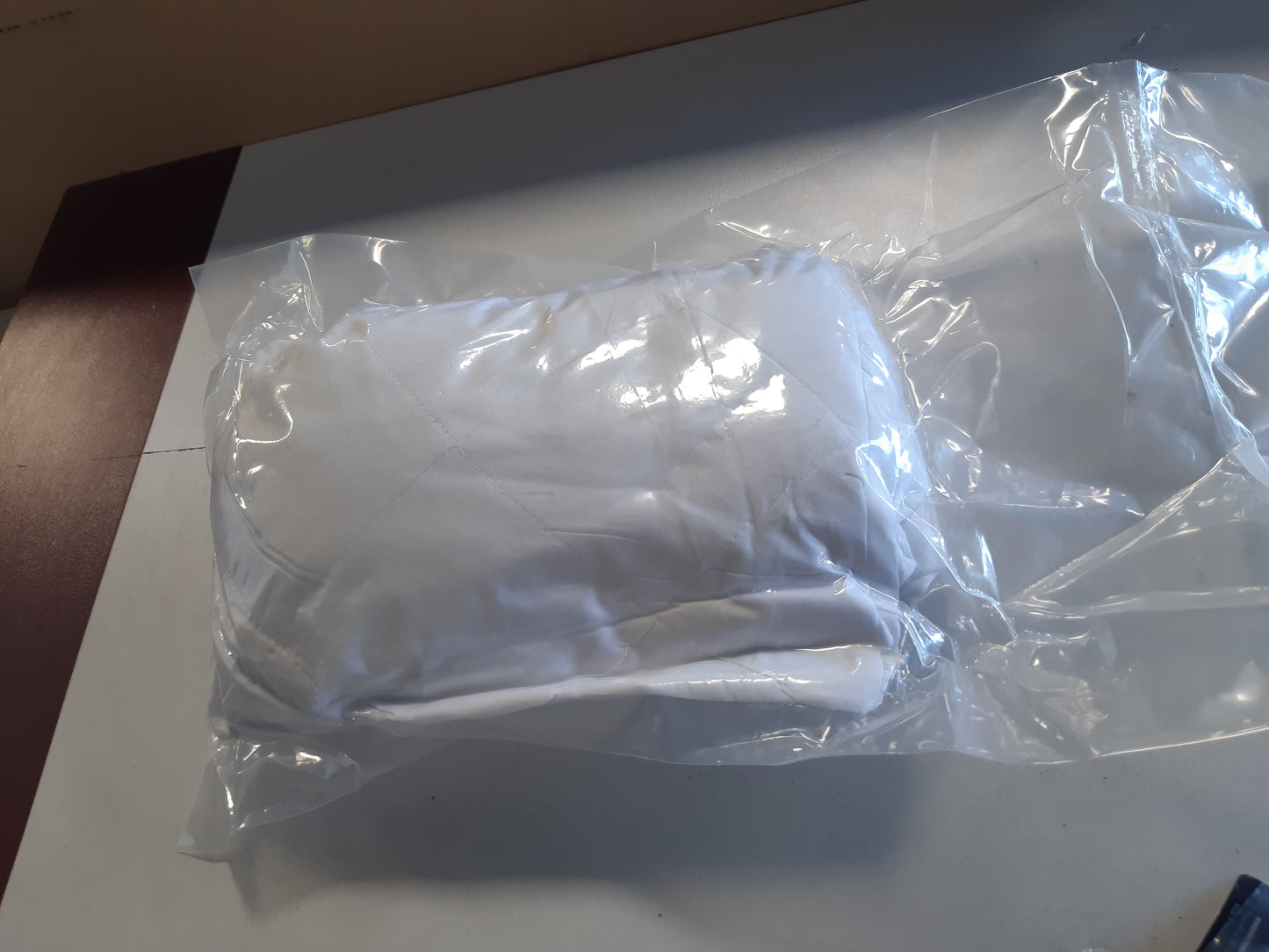 215408 - DREAMZIE Mbrojtëse dysheku e qepur 90x190, çarçaf i thellë deri në 40 cm me elastik përreth, Oeko-tex dhe e frymëmarrshme
