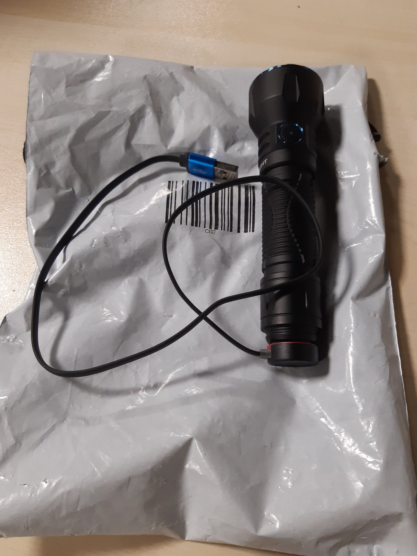 175042 - OLIGHT Dritë Dorë LED Javelot, 134,000 Candela, Distanca Rrezeje 730m, e Rikarikueshme deri në 72 Ditë, 6 Mënyra të Funksionimit, Peshë 197g, e Zezë