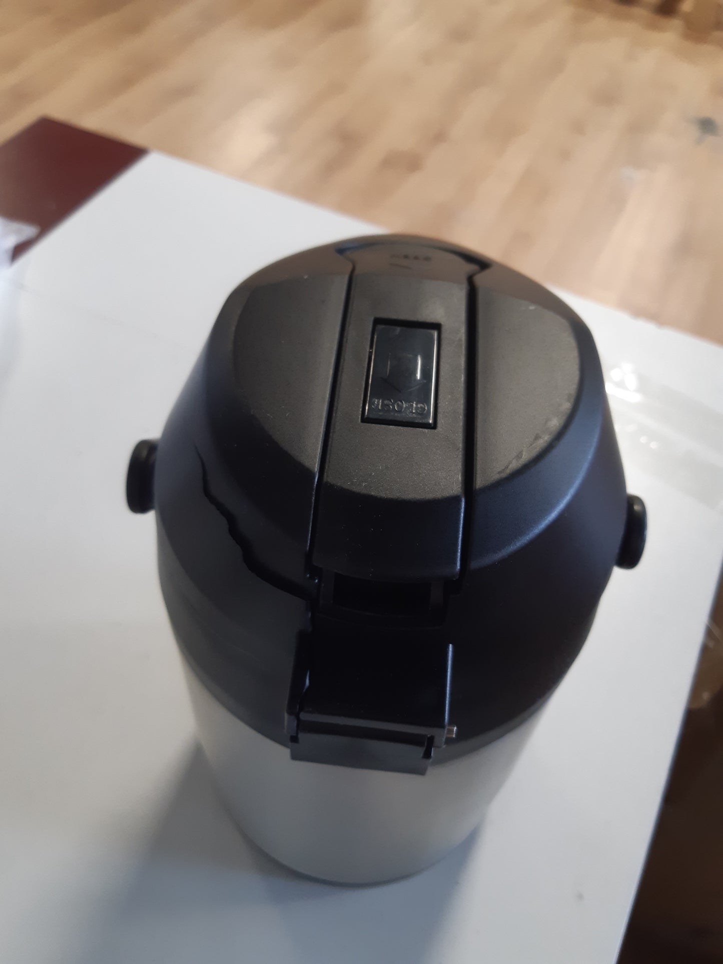 217715 - PIONEER Termos me levë prej çeliku inox 3.0L, shishe e papërshkueshme nga rrjedhjet