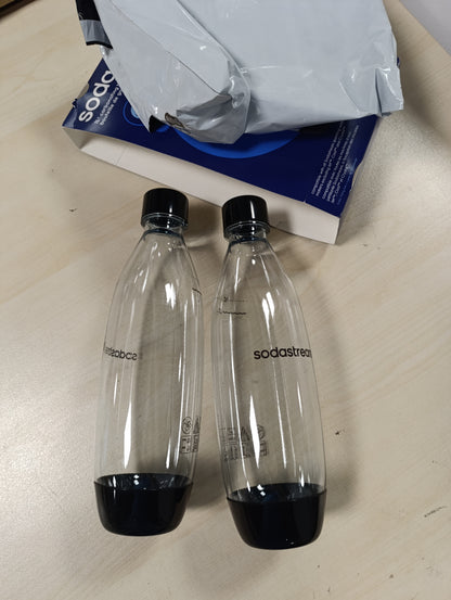 253220 - SODASTREAM Shishe 1 Litër me Siguresë, Pako Binjake e Zezë