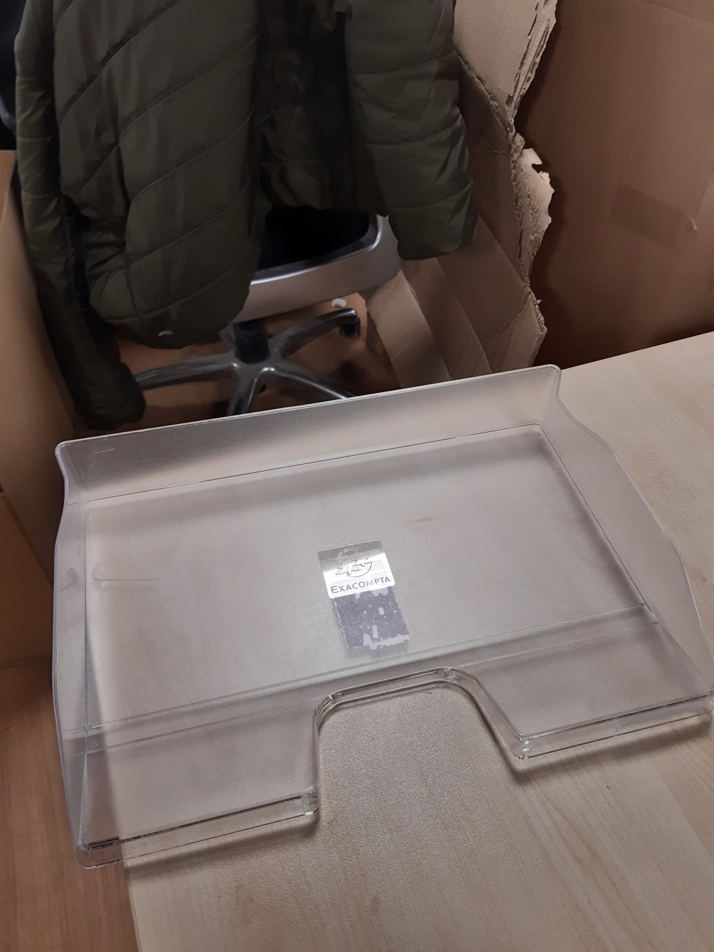 190456 - EXACOMPTA - Kutia Letrash të Stilit Italian Ref. 11723D, 1 Tabaka, Përmban Deri në 500 Fletë, Format A4+, 25.5 x 36.5 x 6.5 cm, Ngjyra Kristali