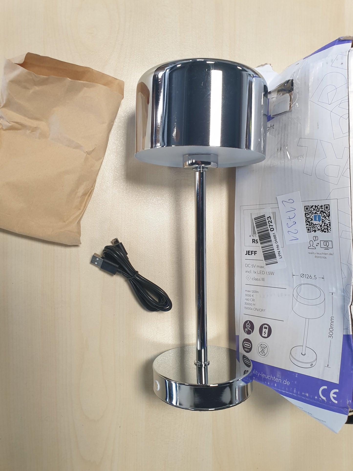 217921 - Reality Leuchten Llambë tavoline LED e rikarikueshme Jeff R59151106, Metal krom, përfshin LED 1.5 vat, me prekje 4 drejtimesh