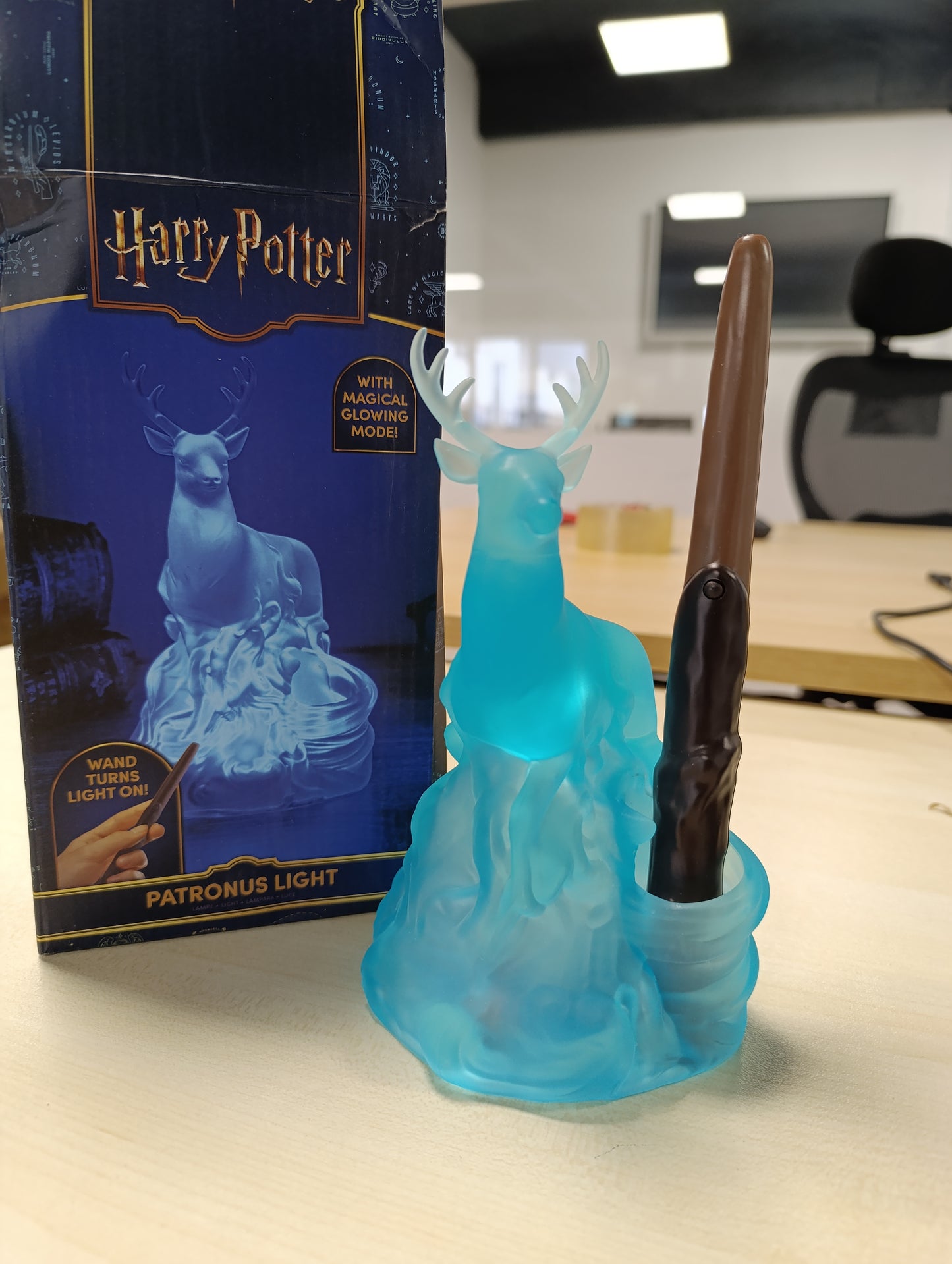 217966 - PALADONE Dritë Dreri Patronus Harry Potter me Shkop Magjik, Produkt i Licencuar, Dekor Shtëpie