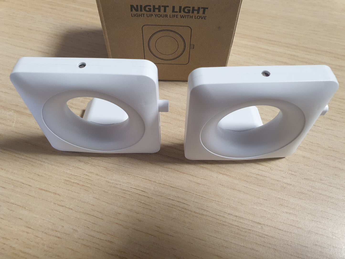 216317 - Dritë nate e kuqe relaksuese për fëmijë, 2 dritë nate LED me sensor muzgu, konsum të ulët energjie