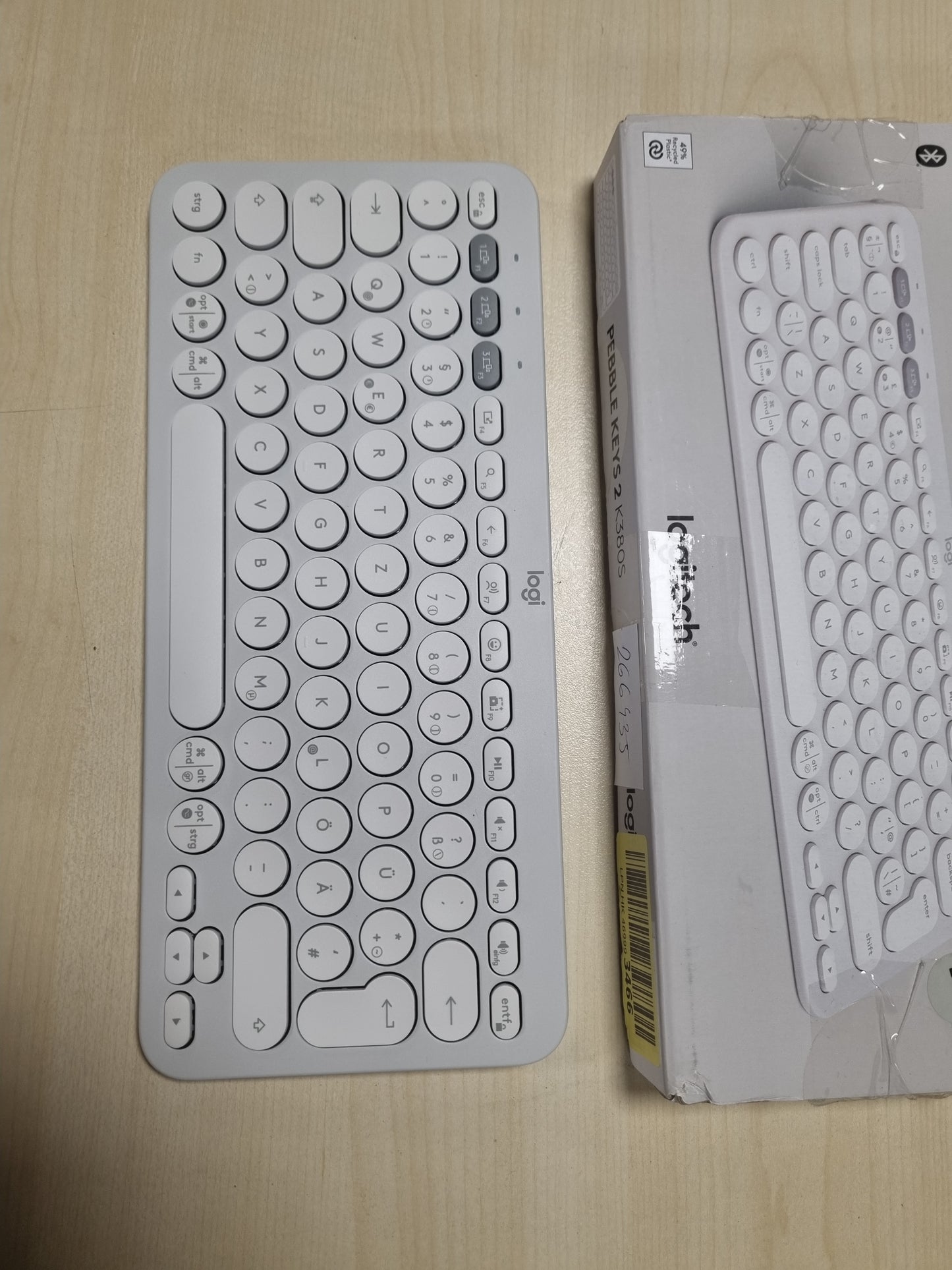266435 - LOGITECH Pebble Keys 2 K380s, Tastierë Bluetooth pa tel për shumë pajisje, e hollë dhe portative, QWERTZ gjermane, e bardhë