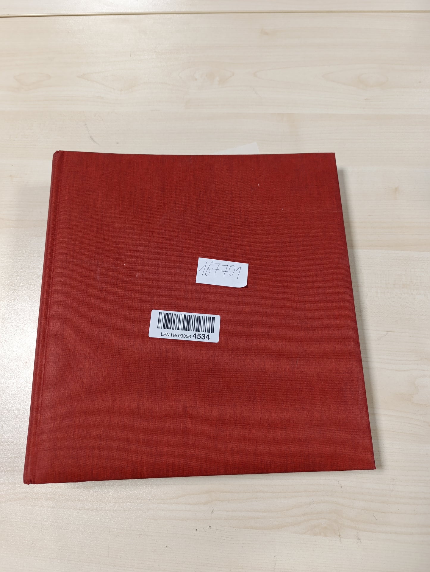 167701 - GOLDBUCH 31707 Album Fotosh i Kuq Verë, madhësi 30 x 31 cm, prej Liri me 100 Faqe të Bardha dhe Ndarës Qelqi, Album Kujtimesh