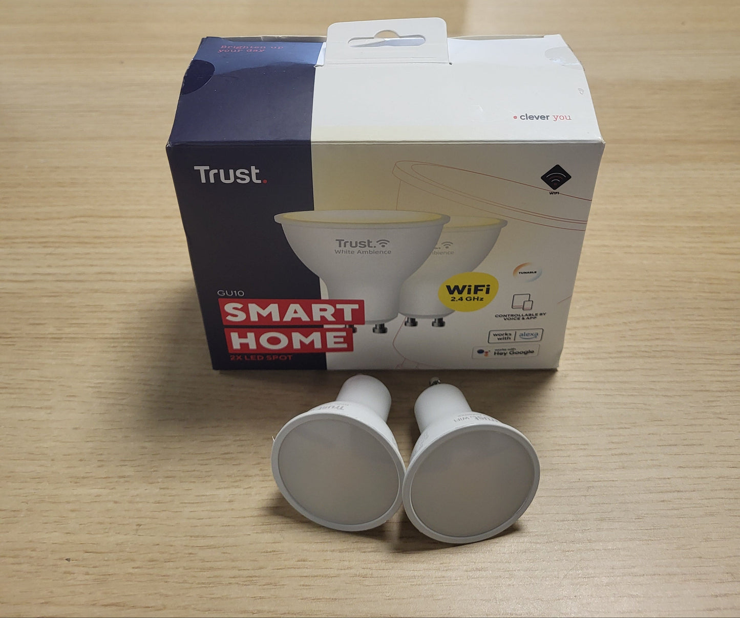 168365 - TRUST - Llambë inteligjente WiFi GU10, Dritë LED RGB e errësueshme, Kompatibile me Alexa dhe Google Home, 2.4GHz, Pako prej 2 pjesë, Ngjyra e Bardhë