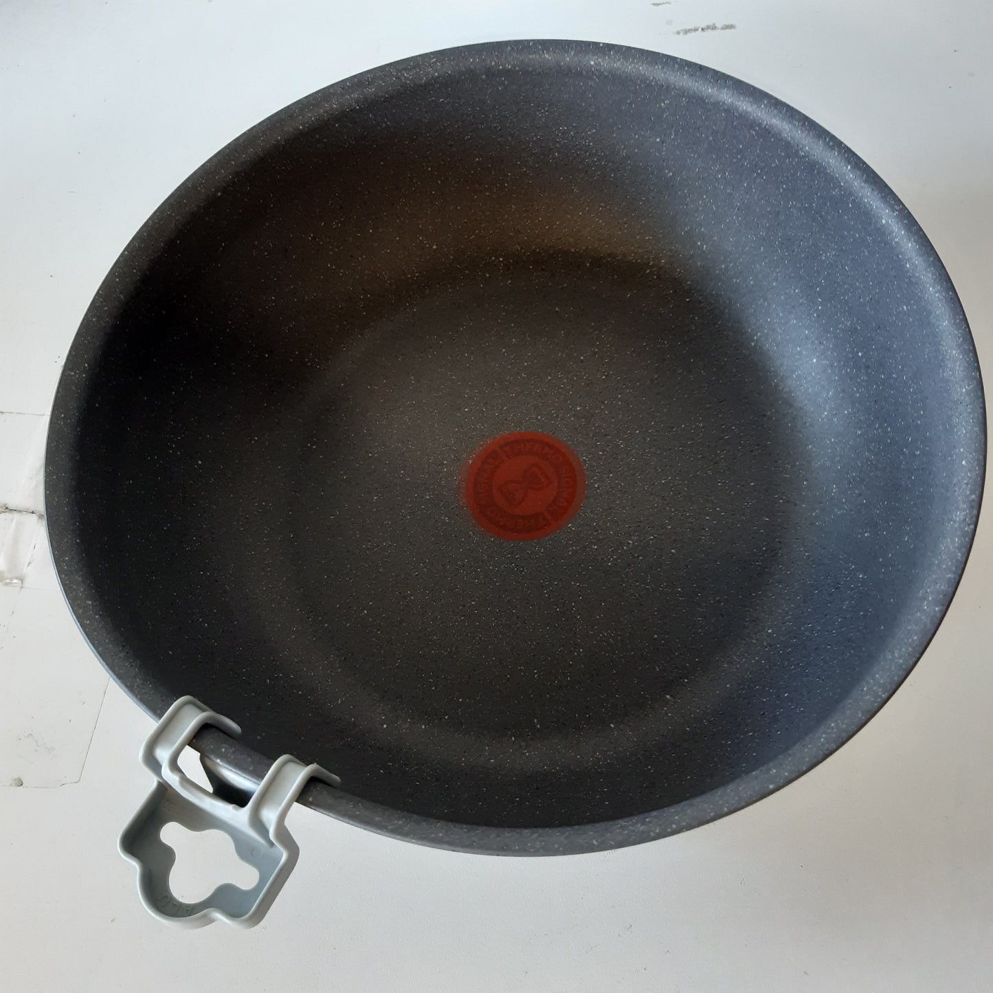 213577 - TEFAL Poêle Wok 26 cm, Induksion, Veshje jo ngjitëse, I pajtueshëm me lavastoviljen