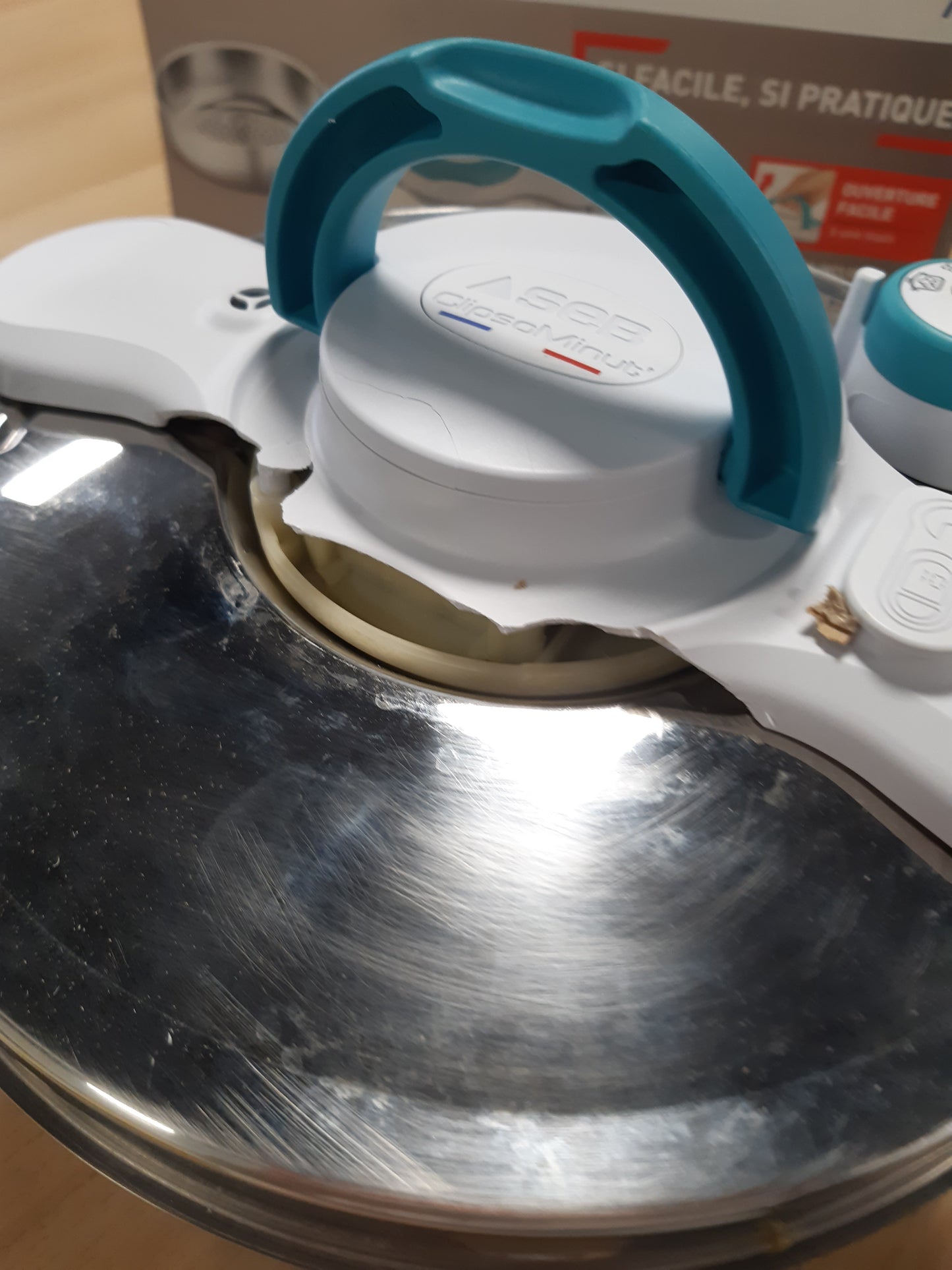 170031 - SEB ClipsoMinut'Easy+ Tenxhere me Presion Prej Çeliku Inox, 7.5L, Blu e Palosshme, Përfshin Libër Gatimi me 100 Receta, Përshtatshme për Induksion, E Prodhuar në Francë, Modeli P4904816