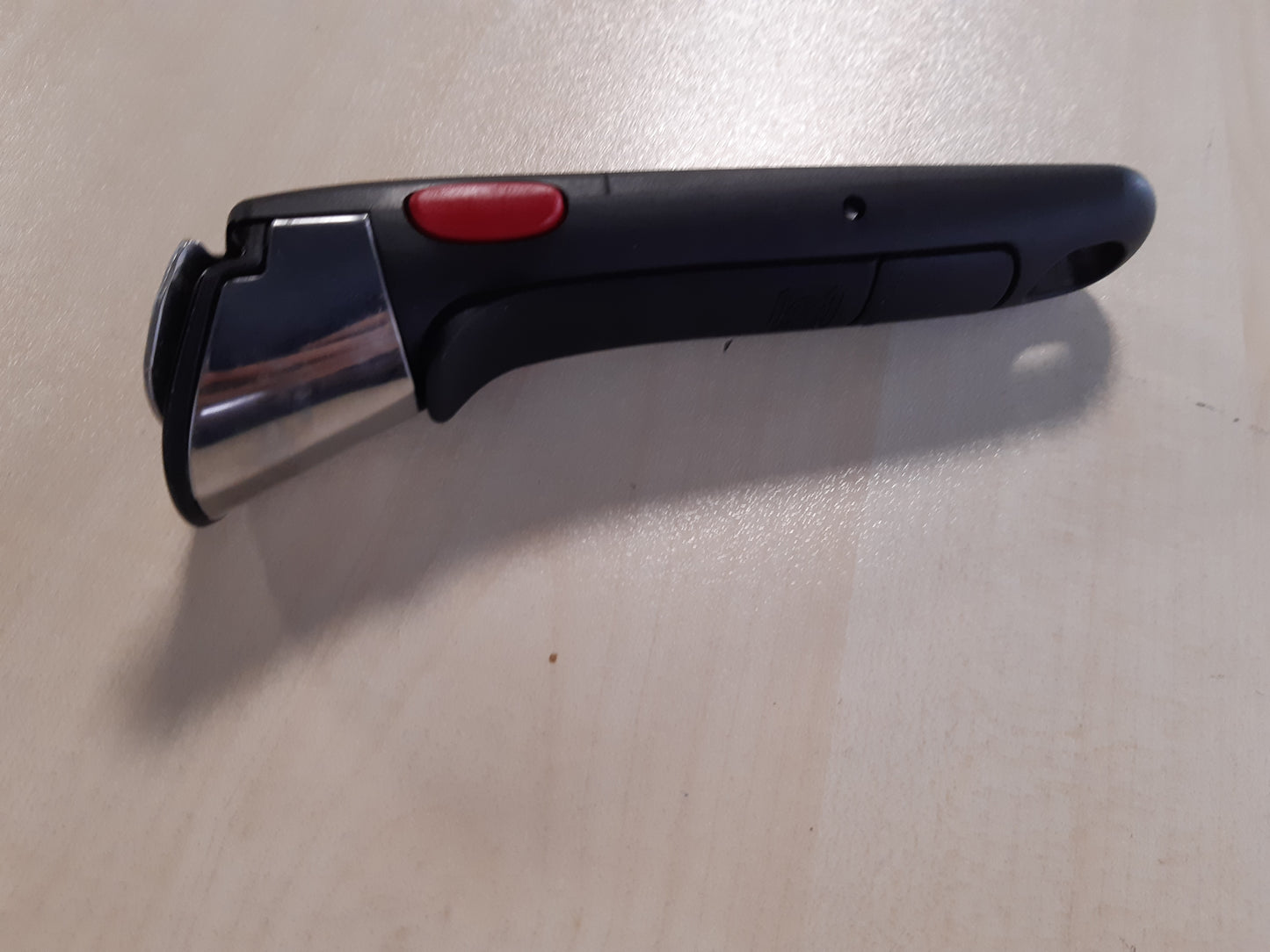 137840 - DOREZË E LËVIZSHME LAGOSTINA INGENIO, Rezistente deri në 10kg, Dizajn Ergonomik, e Pajtueshme me Trupat e Tenxhereve Ingenio, Ngjyrë e Zezë