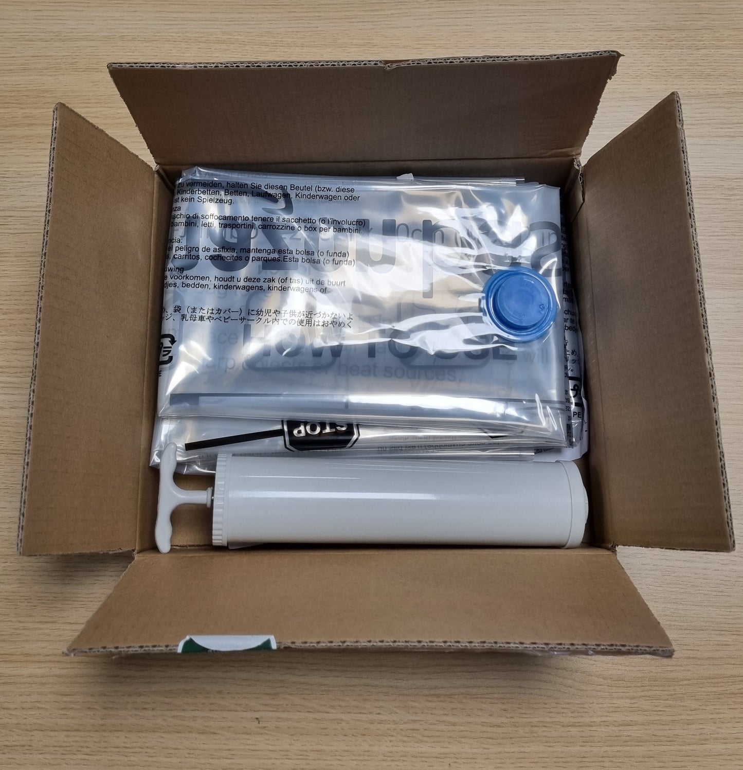 14876 - Çanta Ruajtjeje me Kompresion me Vakum Amazon Basics për Paketimin e Rrobave, Ideale për Batanije, Pako X-Jumbo me 3 copë