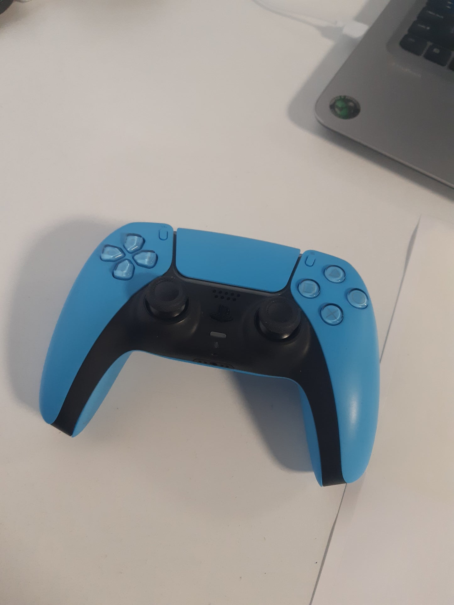 267804 - SONY KONTROLLUES PA TEL DUALSENSE PËR PLAYSTATION 5, REAGIM HAPTIK, MIKROFON I INTEGRUAR, NGJYRA: BLU ME YJE