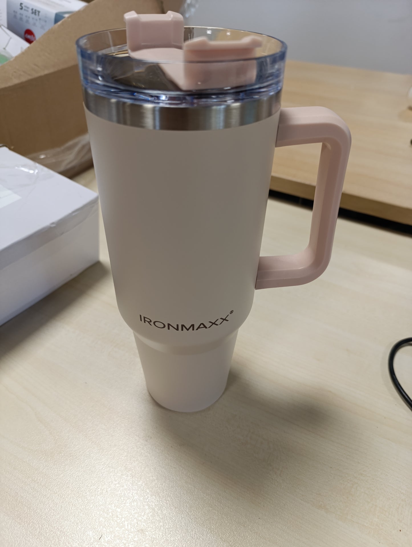 223013 - IRONMAXX Filxhan me Dorezë 1.2L, çelik inox, dizajn modern, izolim me mure të dyfishta