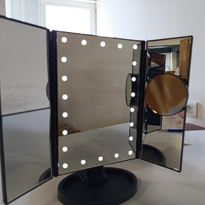 223255 - Pasqyrë makijazhi me 22 drita LED, palosshme, zmadhim 1X/2X/3X/10X, ndriçim me prekje, mbështetje USB, e zezë