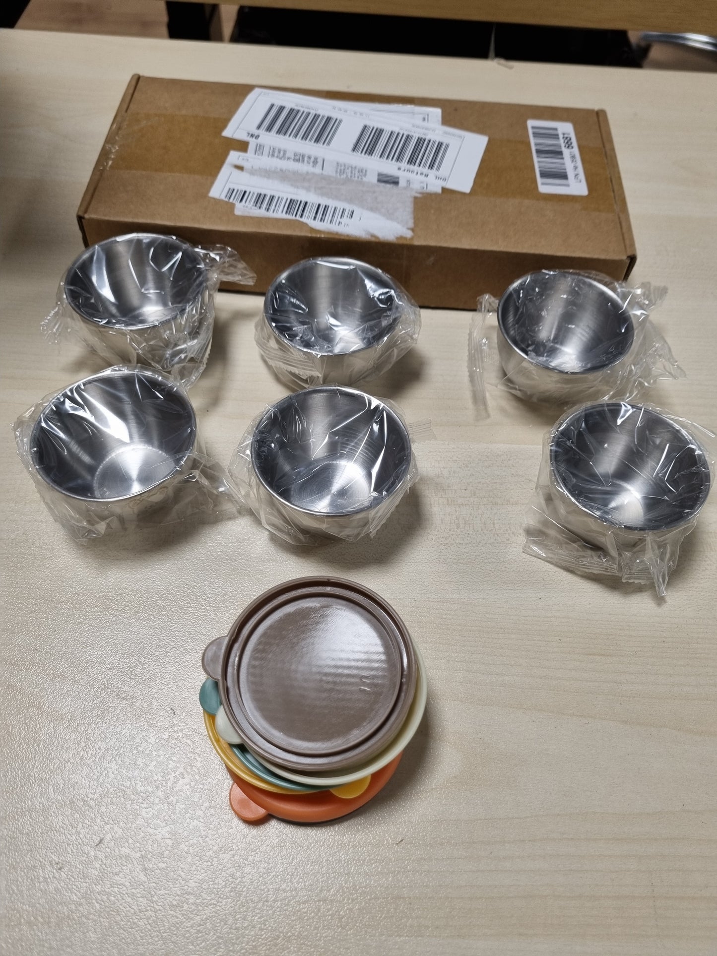 225090 - VINEST - Enë me 6 pjesë për salcë me kapakë silikoni, Enë për salcë sallate prej çeliku inox 80ml