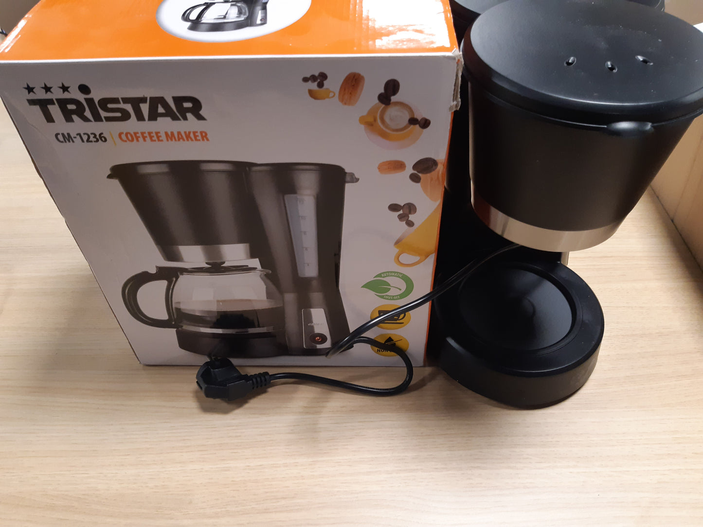100909 - TRISTAR Makinë Kafeje CM-1236 - Kapacitet 1.2L - Funksioni i Ruajtjes së Ngrohtësisë