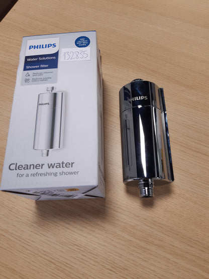 132835 - PHILIPS Filtër Dushi me 1 Fishek Zëvëndësues - Kapacitet 50,000 L, Zvogëlon Klorin deri në 99%, Përshtatet të Gjitha Tubave dhe Rubinetave Standarde, Material Krom