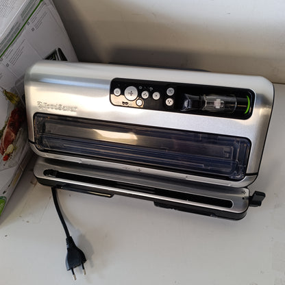 208016 - FOODSAVER Makinë Mbyllëse Vakumi Automatike dhe Profesionale | Ndarje Ruajtëse për Rrotull dhe Prerës | Funksion Marinimi | Përfshin Qese të Ndryshme Mbyllëse Vakumi [Modeli FFS006X]