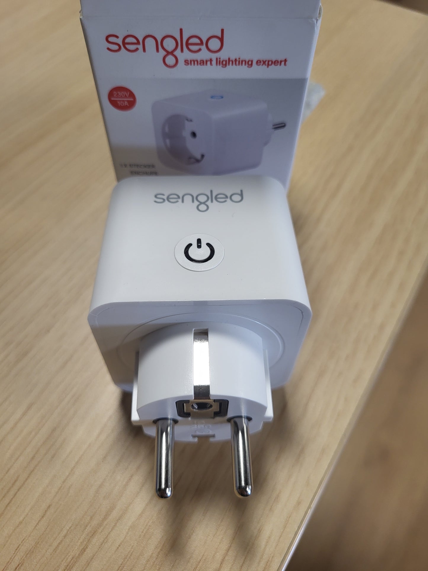168455 - SENGLED Priza Inteligjente e Pajtueshme me Matter, Funksionon me Alexa, Kapacitet Dermi në 2300W, Wi-Fi 2.4GHz, Pakoja Përfshin 1 Prizë
