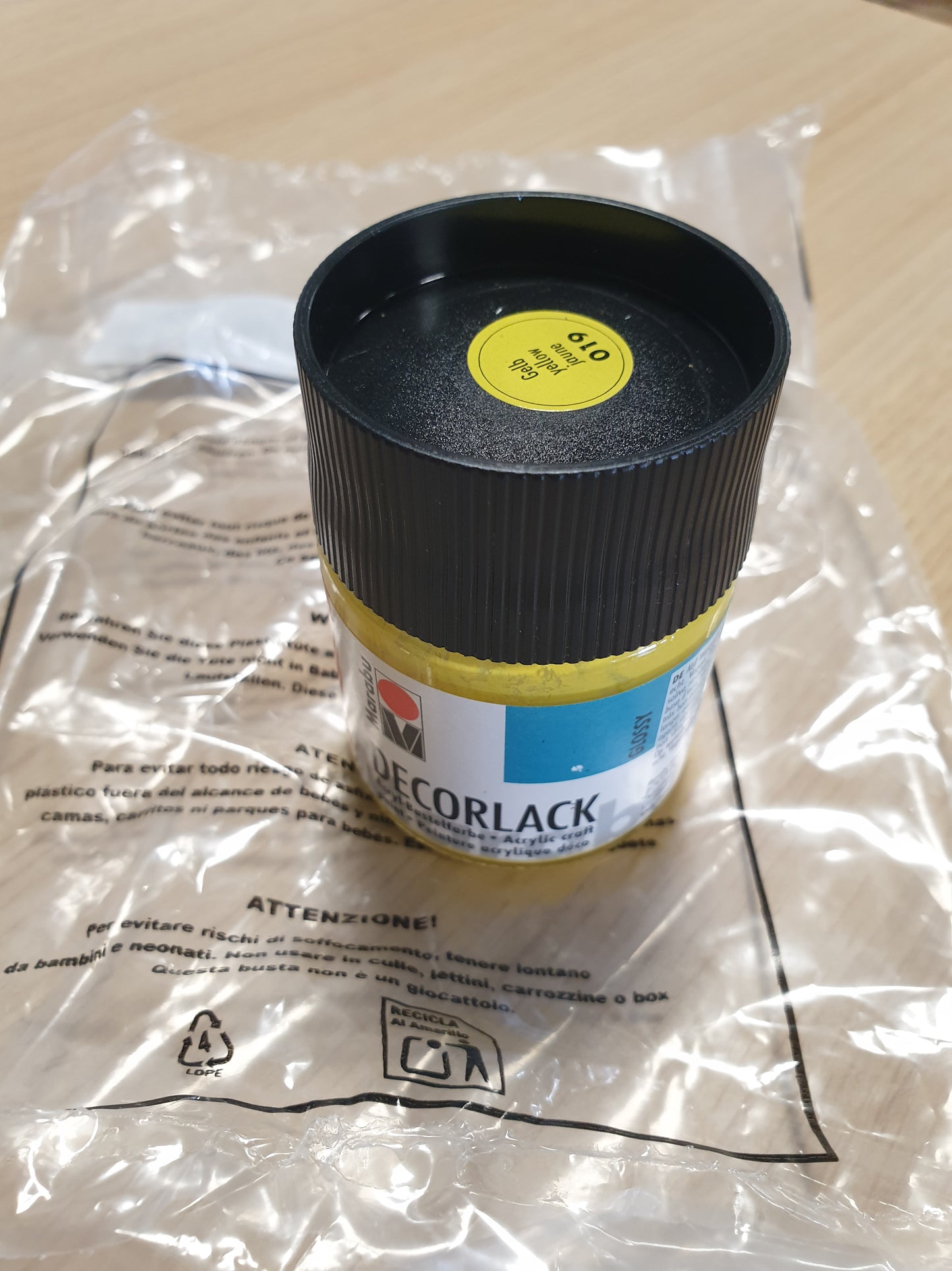 258293 - MARABU Decorlack Acrylic Yellow 019 50 ml Llak Akrilik me Bazë Uji