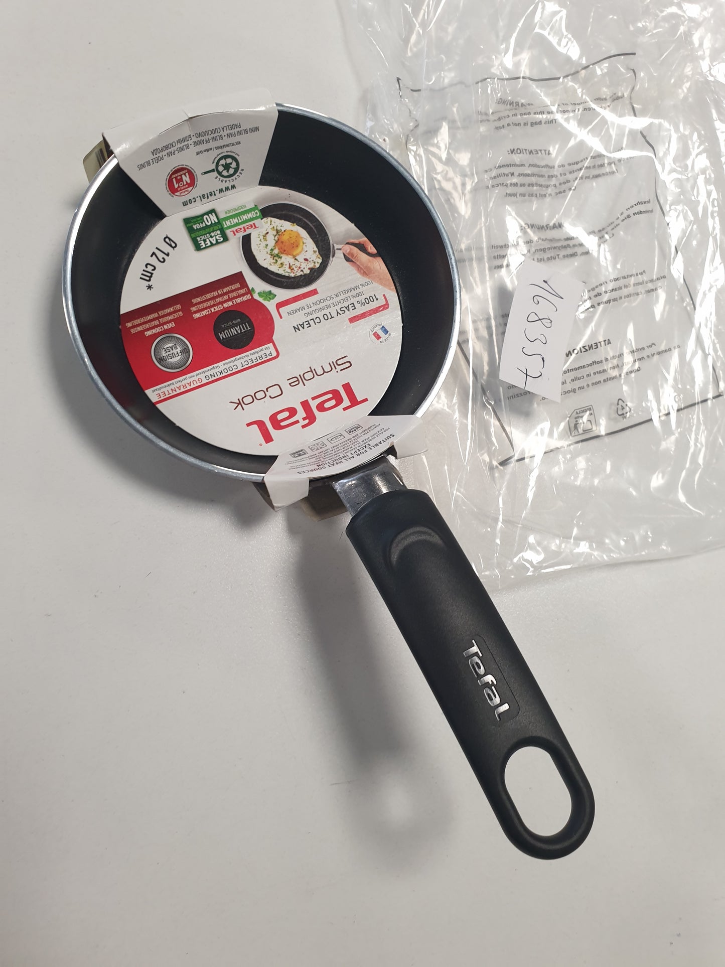 168357 - TEFAL B57000 Tigan Simple Cook Mini Blini 12cm, me Veshje jo Ngjitëse, i Vogël, Pastrim i Lehtë, për Petulla, me Sinjal Termik për Temperaturën Ideale të Skuqjes, Jo i Përshtatshëm për Soba me Induksion
