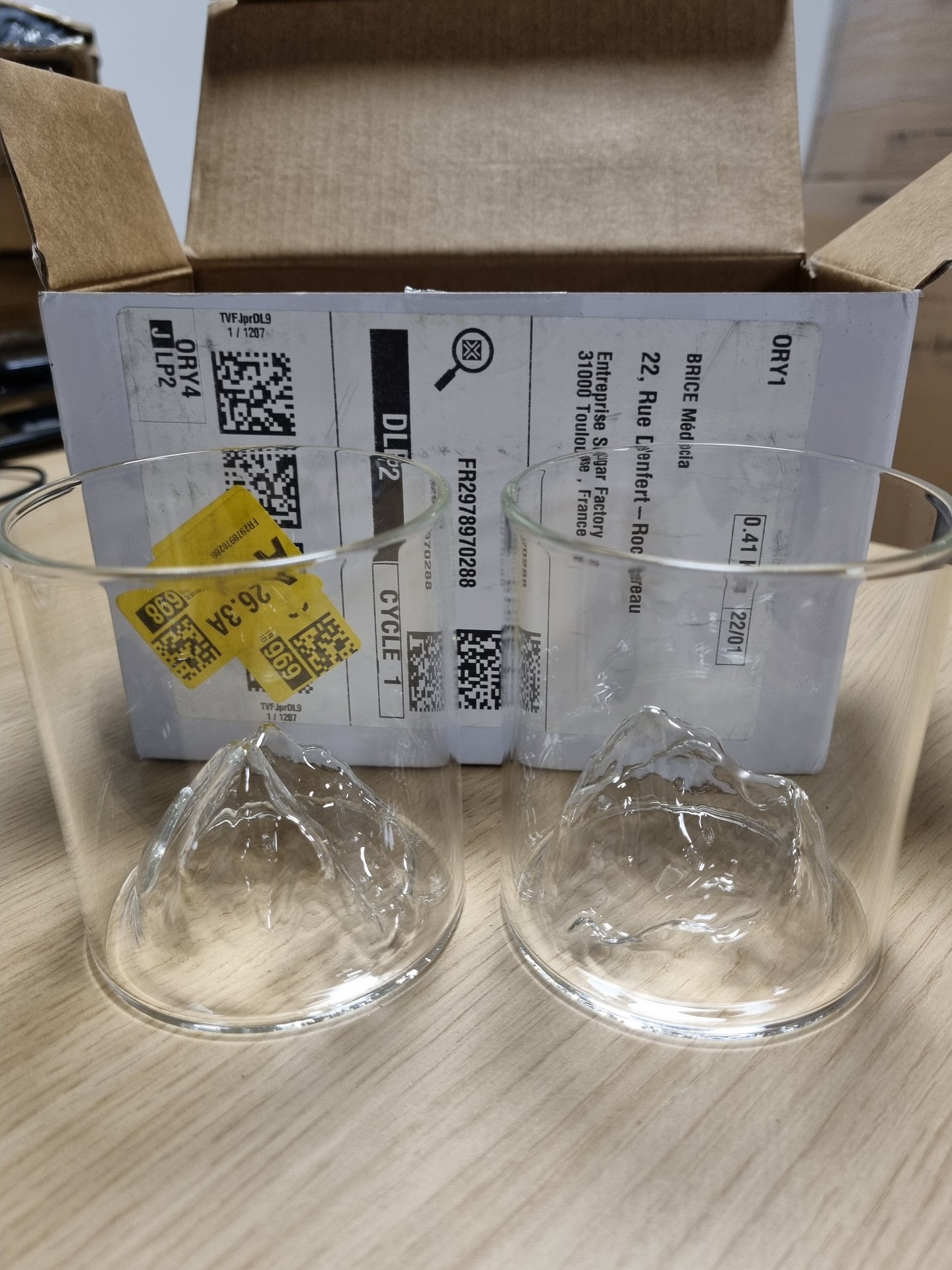 216439 - RYHMHA Set me 2 gota uiski prej kristali japonez Fujiyama 300ml, RY-24022902