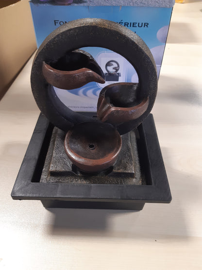 164523 - ZEN'LIGHT Shatërvan i Brendshëm Zen Terai, Dekorim Origjinal për Shtëpi, Rrjedhë Natyrale Uji me Ndriçim LED Shumëngjyrësh dhe Pompë të Heshtur, Gjatësia 17 x Gjerësia 21 x Lartësia 25 cm