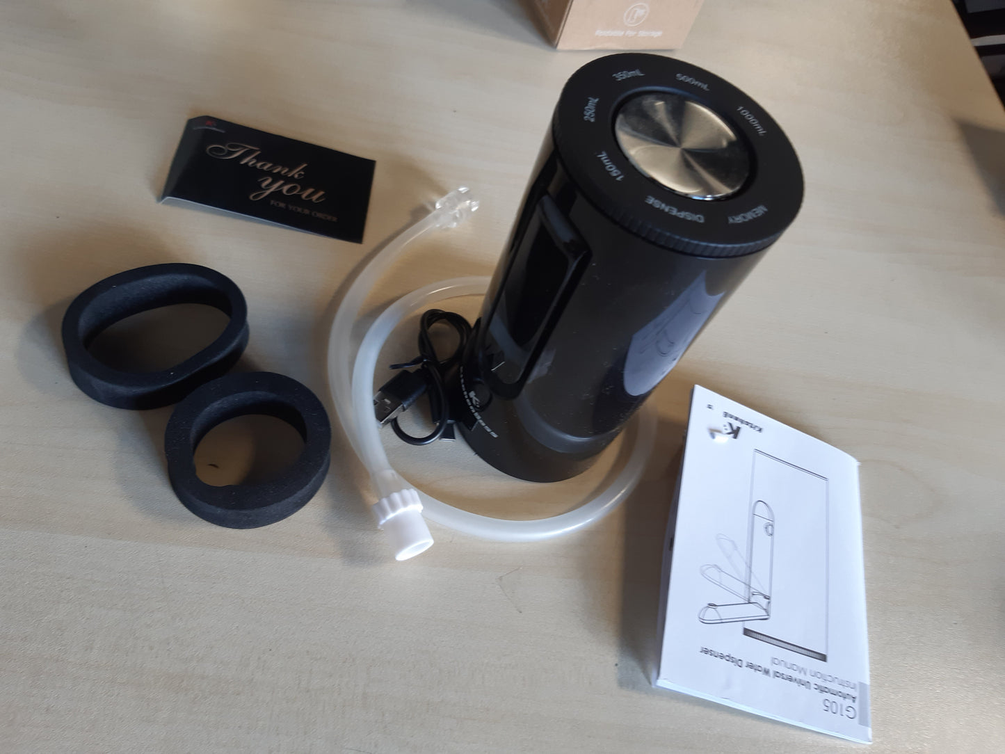 167988 - KITCHENBOSS Pompë Elektrike për Shishe Uji me Karikim USB, Kapaciteti 1-5 Gallonë, Dispensues Uji në Shishe