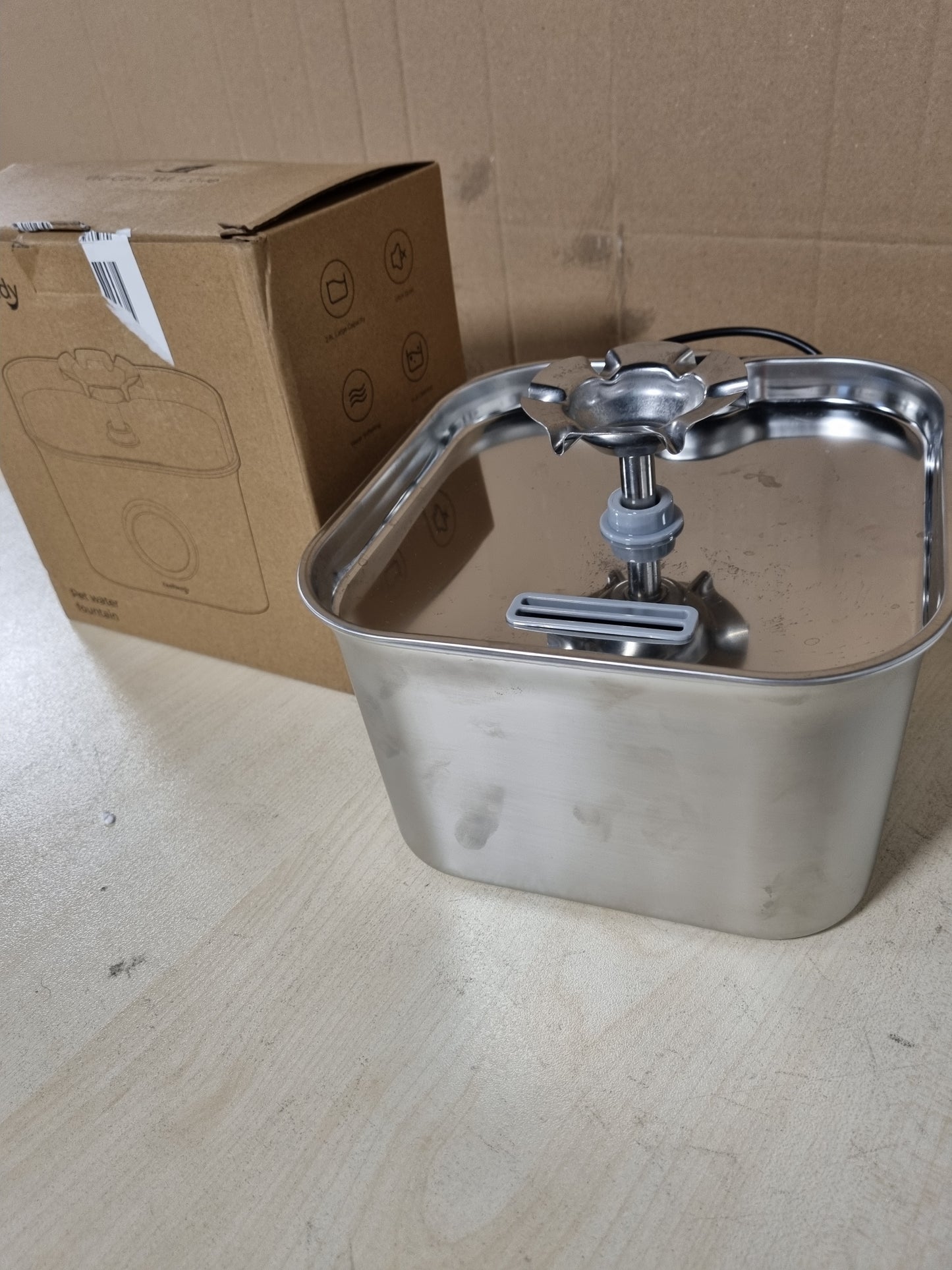 261974 - FEELNEEDY Shatërvan për mace 2.8L prej çeliku inox me 3 filtra, Shatërvan për pije ultra i qetë për macet, Sistem filtri me katër filtra, i sigurt për lavastovilje