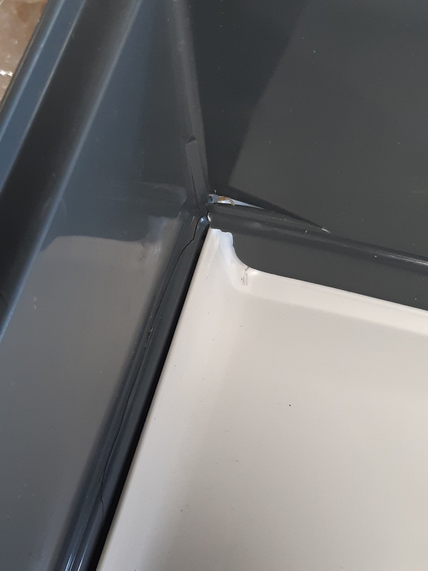 231021 - FERPLAST Kafaz zogjsh, kafaz ekzotik për zogj, përfshirë mbështetëse me rrota, ushqyes zogjsh, vende për zogj, e zezë, 100 x 53 x 172 cm