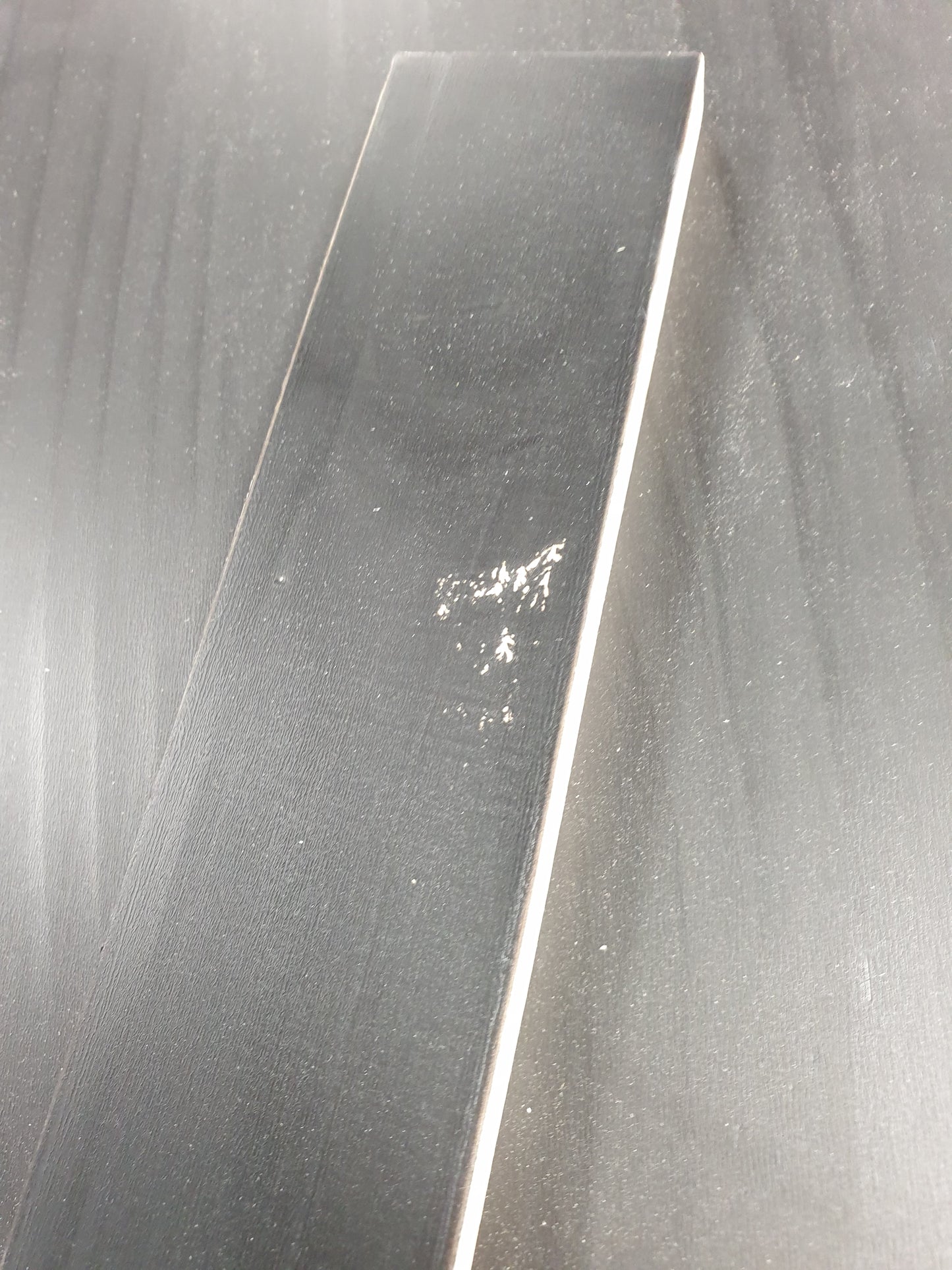 182006 - VIDAXL Tavolinë Kafeje Në Ngjyrë Të Zezë, 80x50x35.5 cm, Prej Druri Pishe