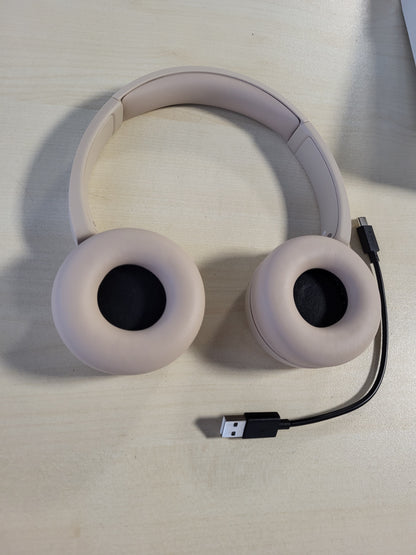 266276 - SONY WH-CH520 - KUFJE BLUETOOTH PA TEL, ME SHUMË PIKA, MIKROFON I INTEGRUAR - JETËGJATËSI BATERIE DERI NË 50 ORË DHE KARIKIM I SHPEJTË - NGJYRË BEZHË