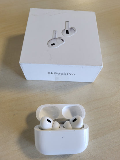 266016 - APPLE KUFJE PA TEL AIRPODS PRO 2, anulim aktiv i zhurmës, funksion ndihmës për dëgjimin, modalitet transparence, audio 3D, çip H2, karikim USB-C