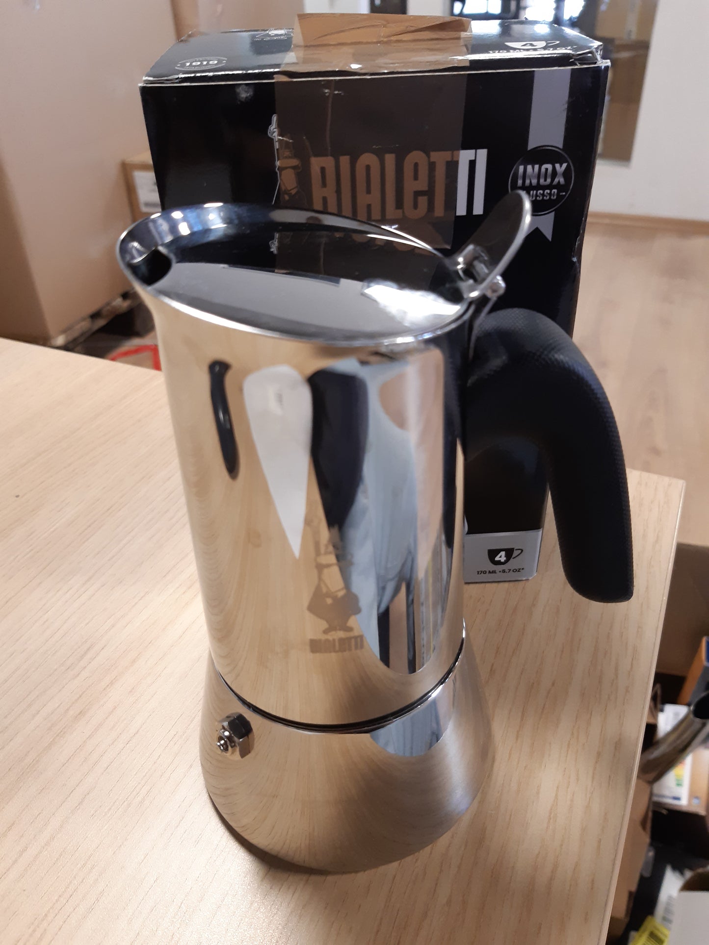 240245 - BIALETTI Makinë espresso Venus Induction, çelik inox, për 4 filxhanë kafeje (170 ml), argjendi