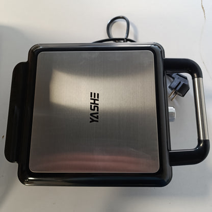 162395 - YASHE - Makinë për Vaflet Katrore me 4 Feta, 5 Nivele Skuqjeje, Dritë Treguese, Rezistente ndaj Derdhjeve, Shtresë Jo-ngjitëse, Fuqi 1200W, Ngjyra Argjendi/Zezë